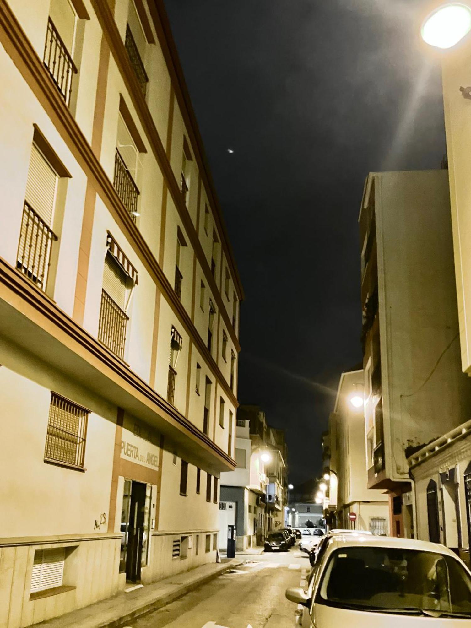 Maravilloso Apartamento Centrico De 70M2, Jardin Propio 40M2 Con Piscina Para Ninos Y Parking Opcional Málaga Exterior foto
